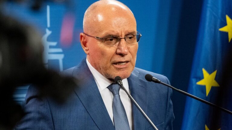 Димитър Радев: Еврото не създава доверие – то го затвърждава - Филтър